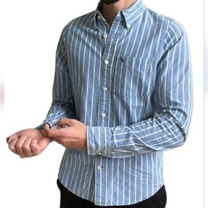 Abercrombie & Fitch Blue and White Striped Casual Shirt